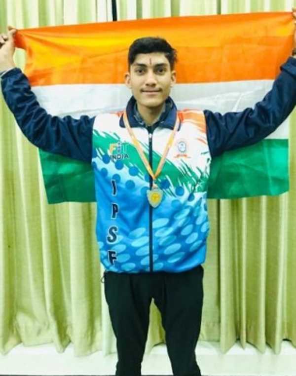 अंतर्राष्ट्रीय खेल प्रतियोगिता में सहारनपुर के वंश व ऋतिक ने सिल्वर मेडल जीता